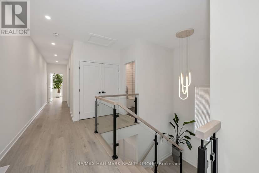 468 Mutual Street — photo 17 of 40