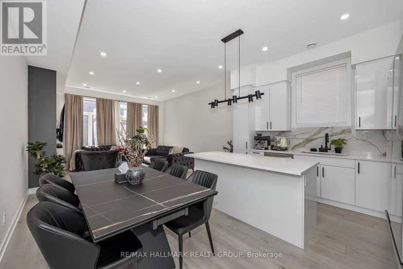 468 Mutual Street, Ottawa, photo 8