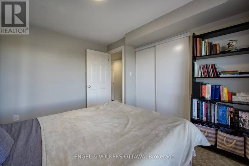 7 - 50 Barnstone Drive — photo 17 of 28