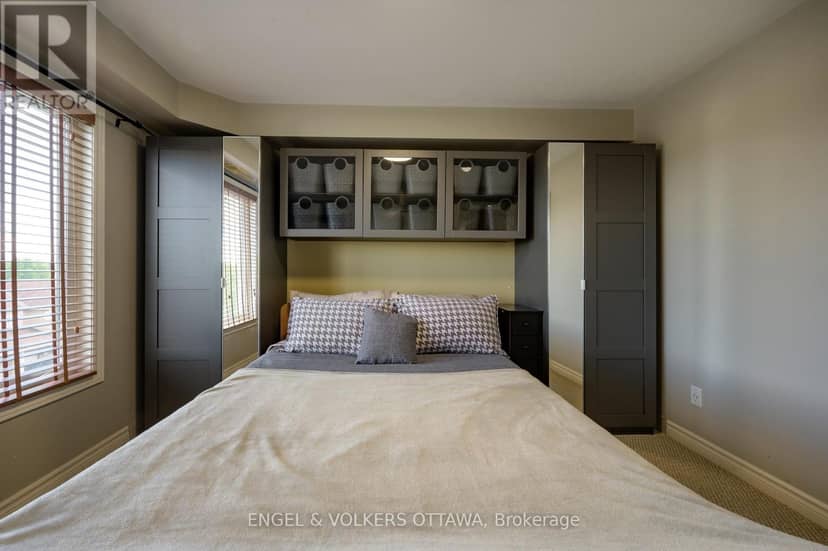 7 - 50 Barnstone Drive — photo 18 of 28