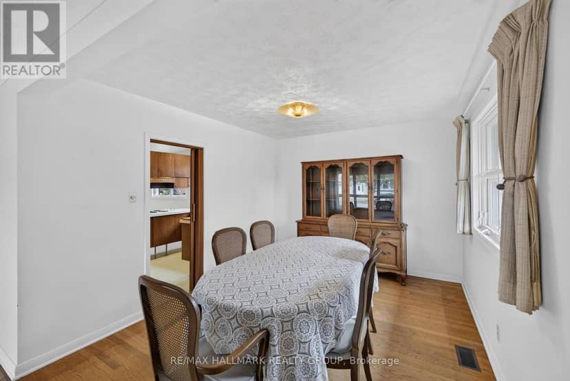 1471 Orchard Avenue — photo 12 of 40