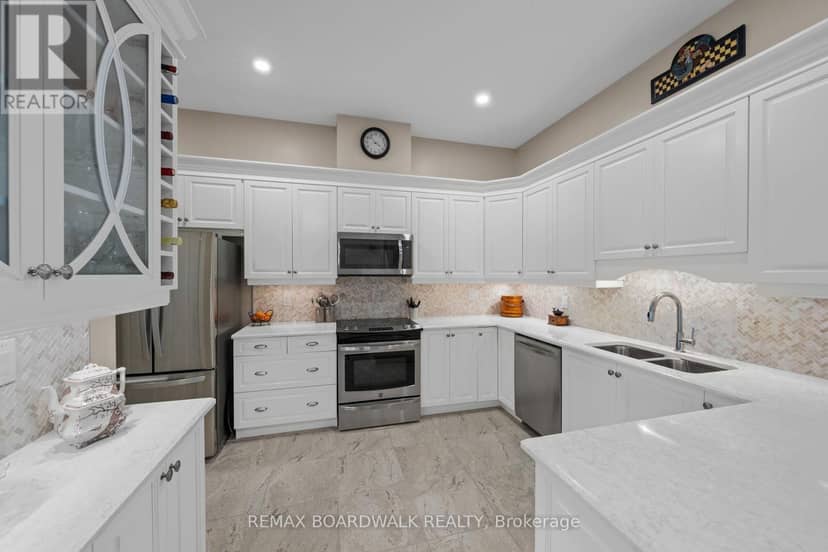 147 Oxford Street W, North Grenville, photo 8