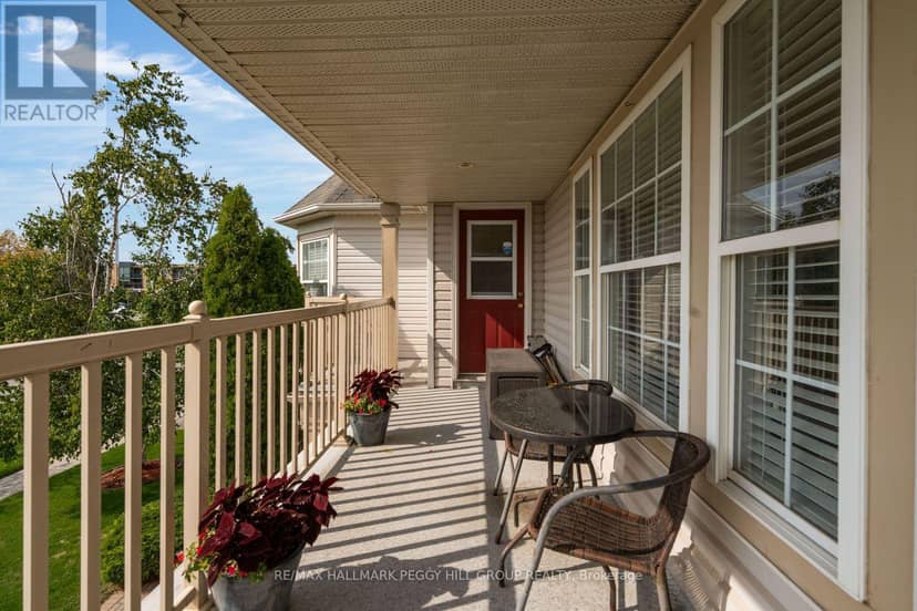 5 Sandringham Drive — photo 2 of 21