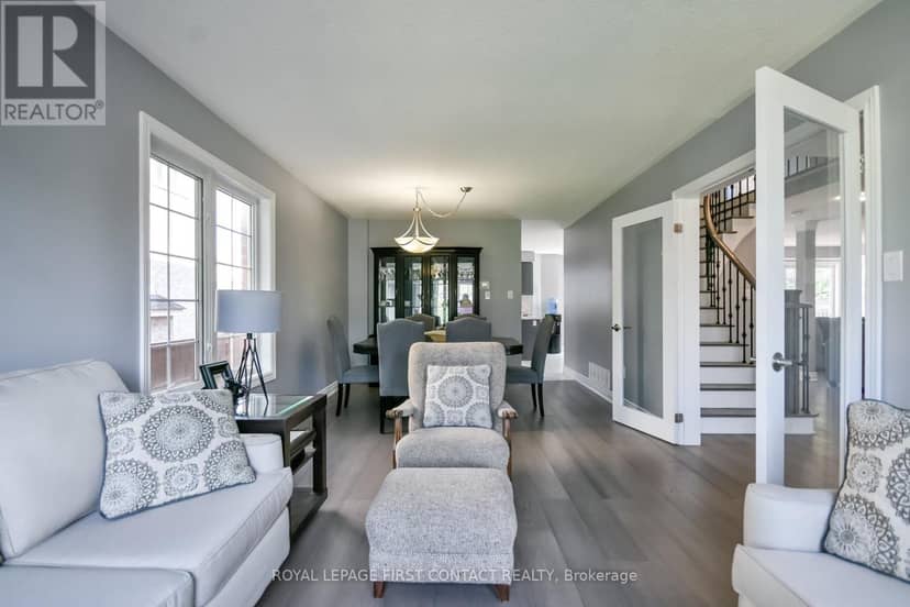 34 Bear Creek Drive, Barrie, photo 7