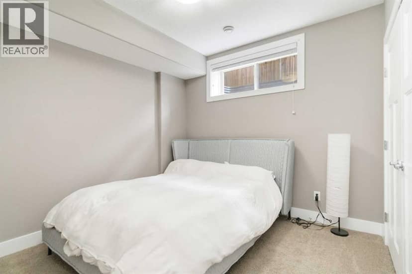 112 Dixon Road — photo 38 of 40
