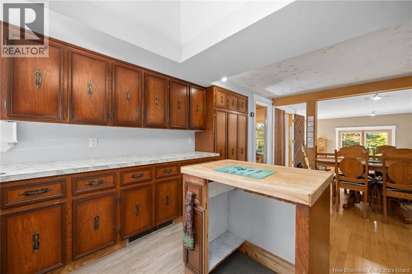 306 Saint-Joseph Road — photo 16 of 40