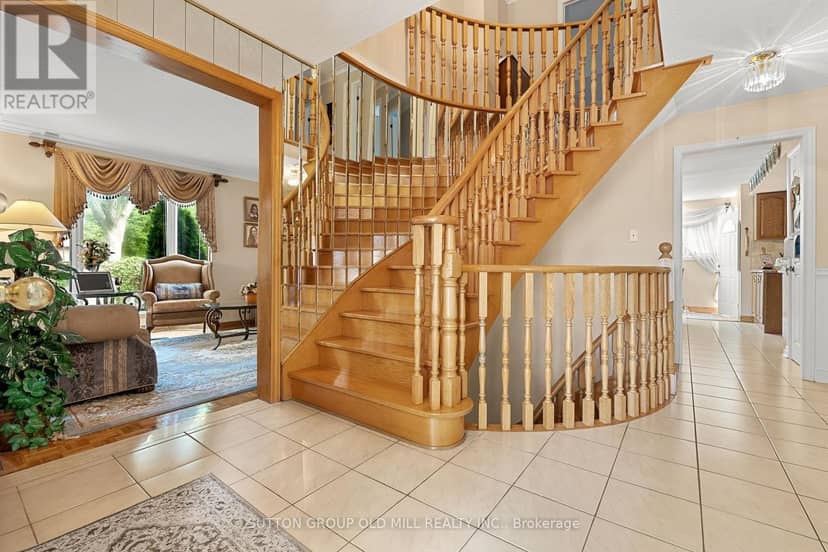 152 Glenn Hawthorne Boulevard, Mississauga, photo 5