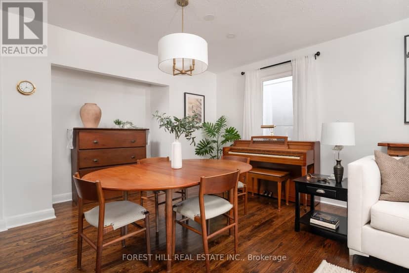 37 Cynthia Road, Toronto, photo 4