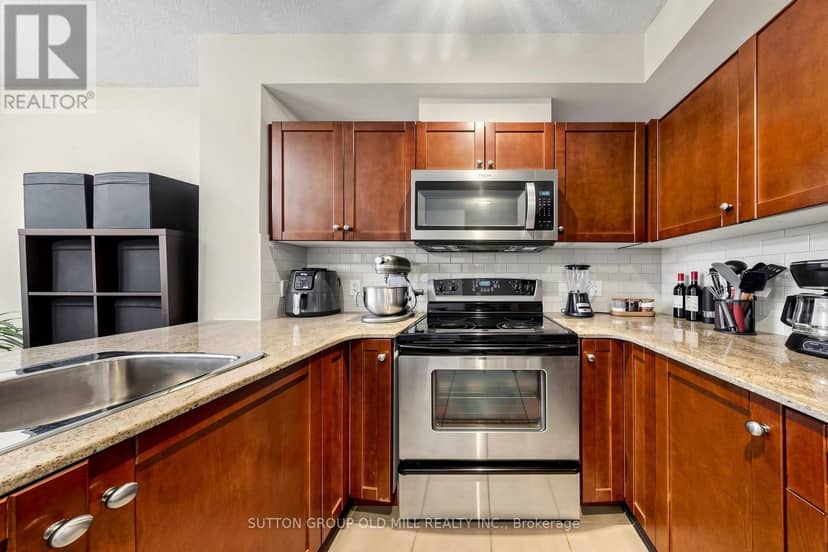 3109 - 3504 Hurontario Street — photo 11 of 32