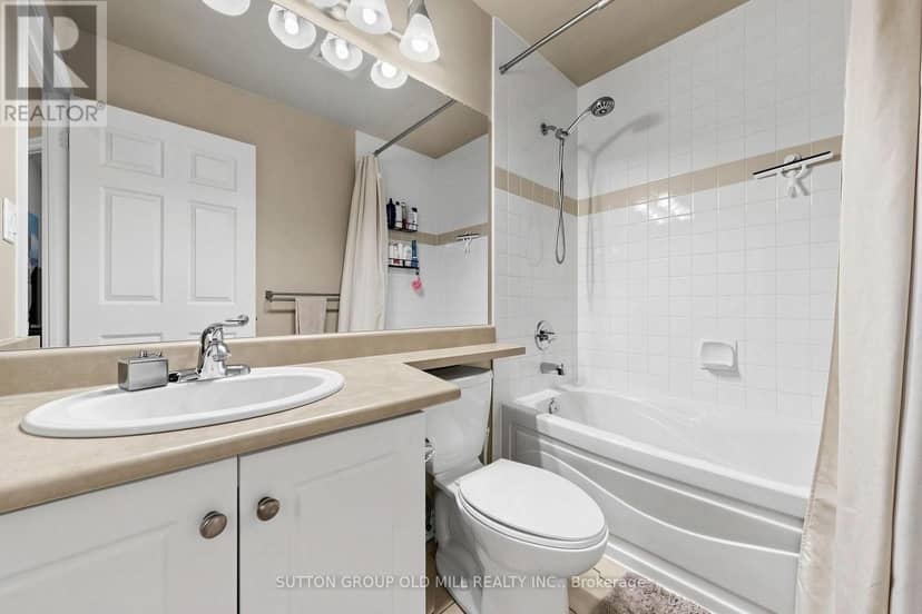 3109 - 3504 Hurontario Street — photo 18 of 32