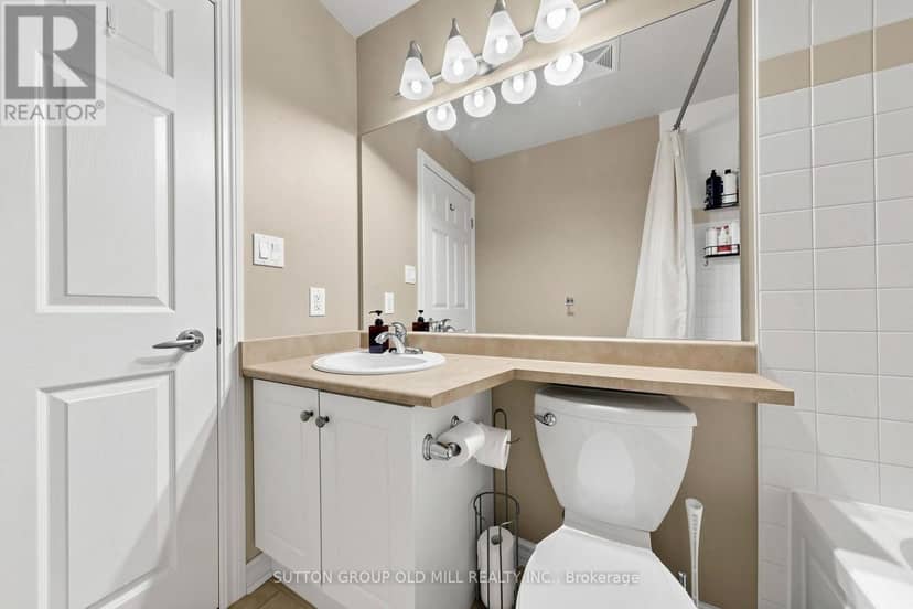 3109 - 3504 Hurontario Street — photo 19 of 32