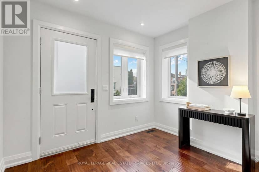 229 McRoberts Avenue — photo 11 of 30