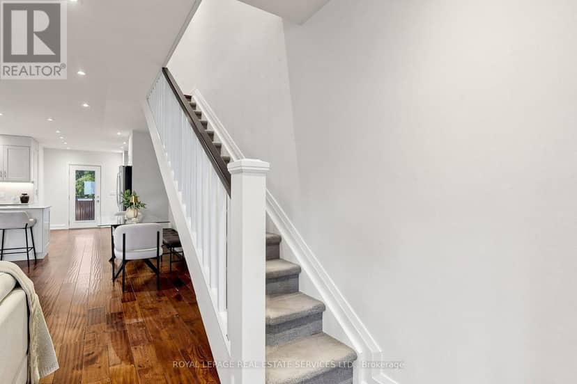 229 McRoberts Avenue — photo 12 of 30
