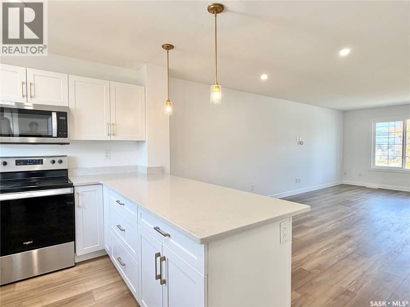 106 Westfield ROAD — photo 17 of 40