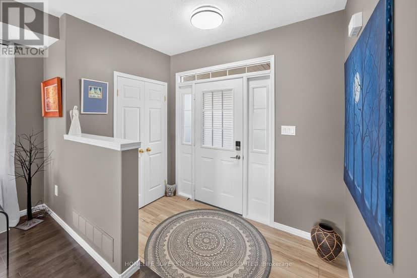 17 George Schmitt Court, Wilmot, photo 2