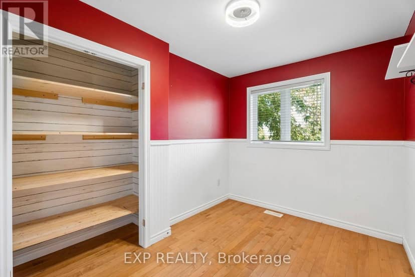 27 Pettit Street — photo 29 of 40