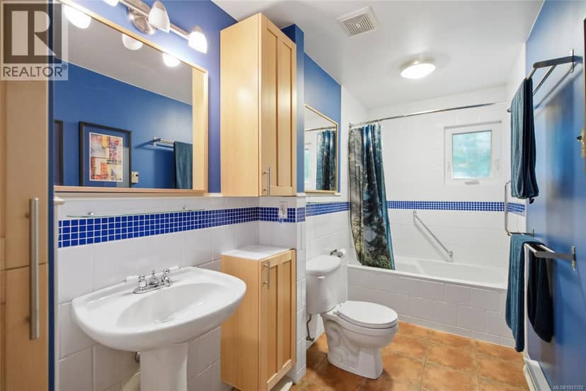 1061 Harlequin Rd — photo 31 of 40