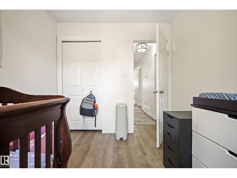 18024 73 AV NW — photo 18 of 40