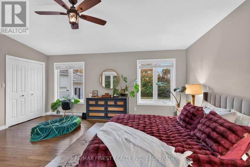 466 Mackenzie Road — photo 31 of 40