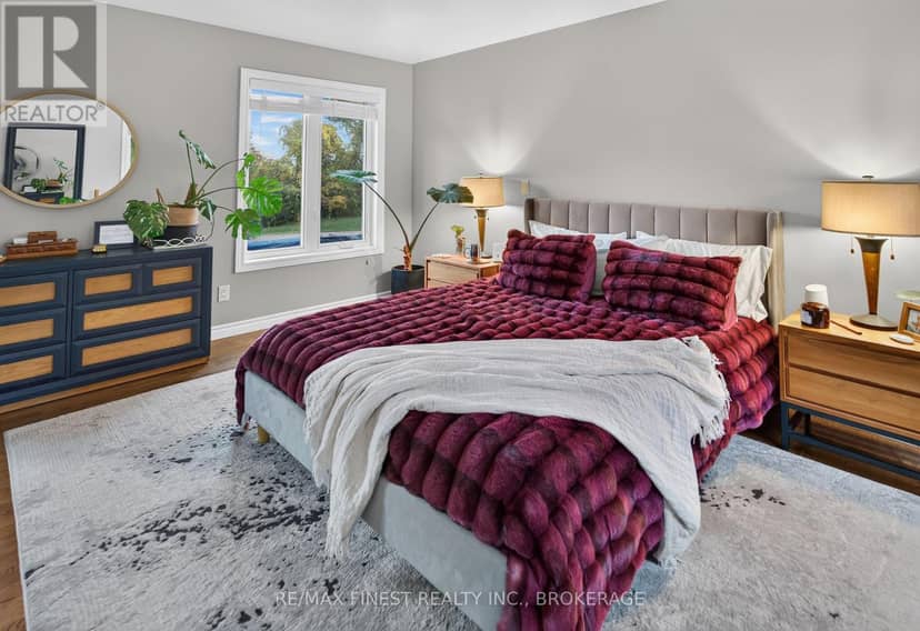 466 Mackenzie Road — photo 32 of 40