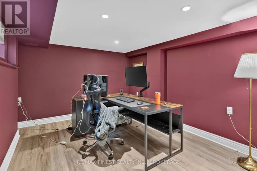 466 Mackenzie Road — photo 33 of 40