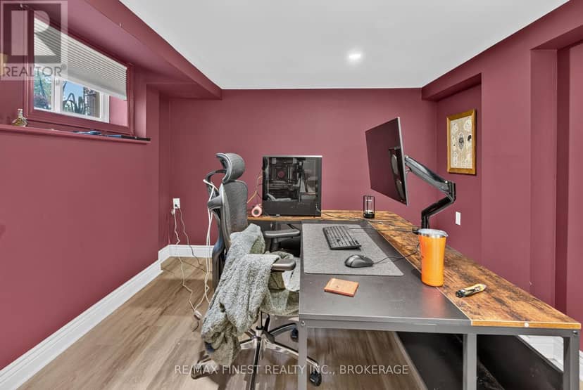 466 Mackenzie Road — photo 34 of 40