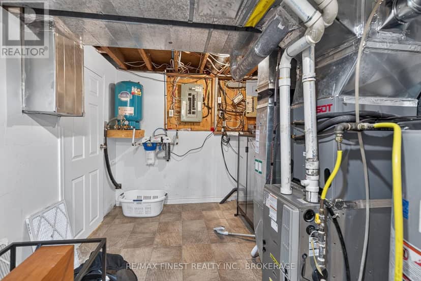 466 Mackenzie Road — photo 40 of 40