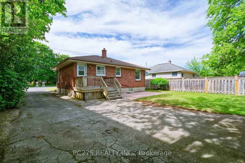 1461 Trafalgar Street — photo 26 of 29