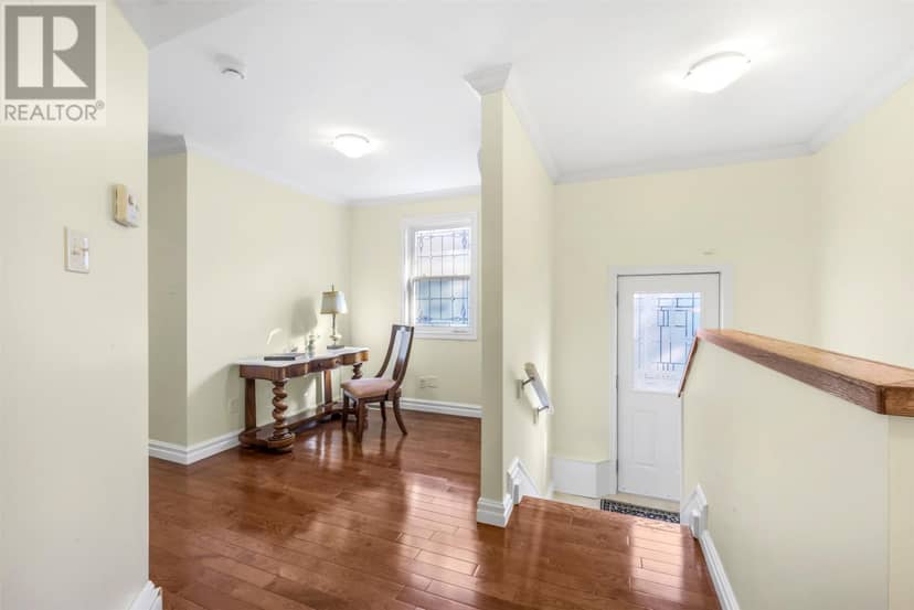 7 Osbourne Street — photo 16 of 40