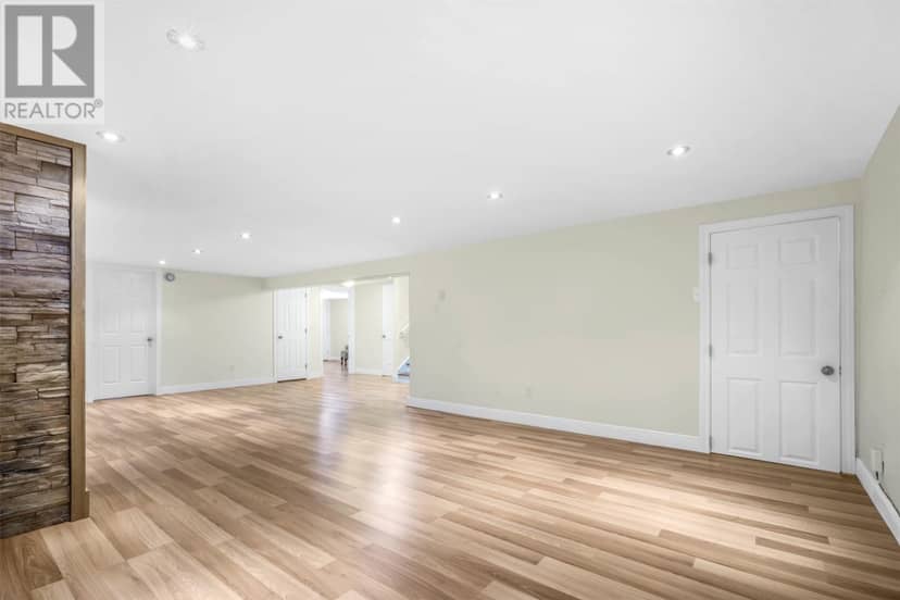 7 Osbourne Street — photo 28 of 40