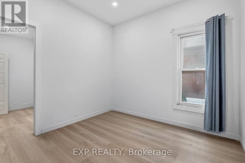 45 Phipps Street — photo 14 of 40