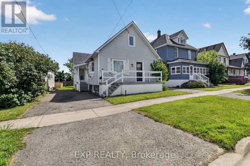 45 Phipps Street — photo 2 of 40