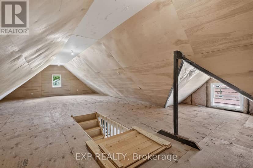 45 Phipps Street — photo 27 of 40