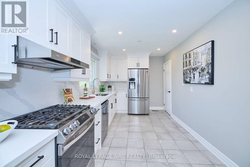 36 Valerie Drive — photo 17 of 40