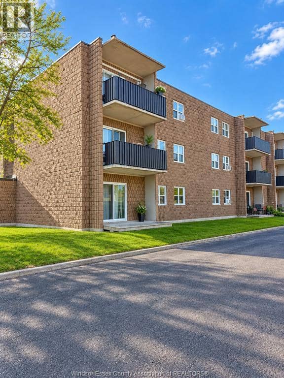 276 MERRITT AVENUE Unit# 116, Chatham