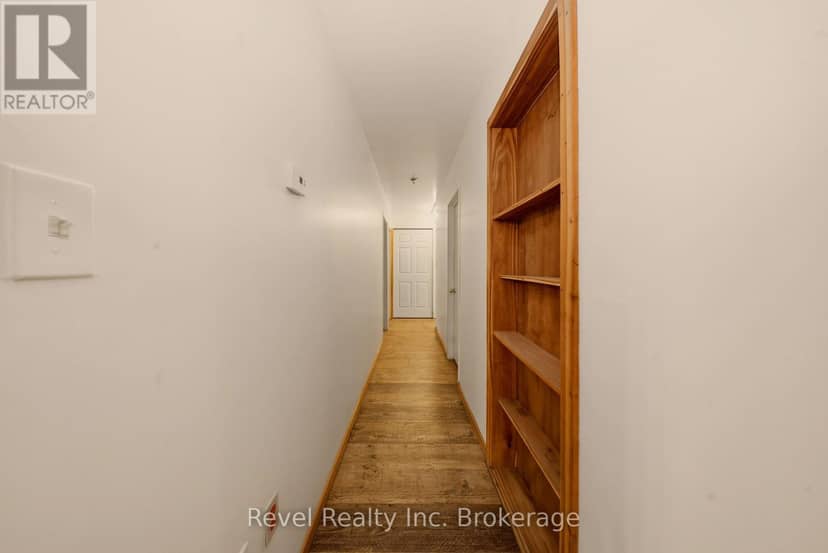 140 Bluesea Road SW — photo 9 of 40
