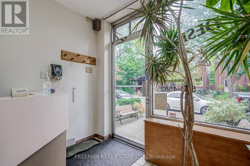 492 Manning Avenue, Toronto, photo 5