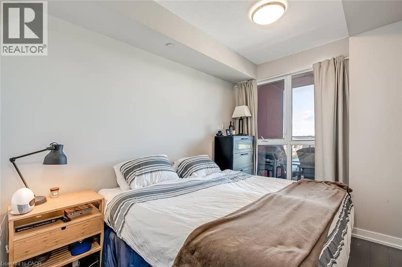 5240 DUNDAS Street Unit# 604 — photo 12 of 19