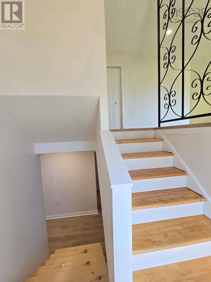 61 Chalamont Drive — photo 10 of 40