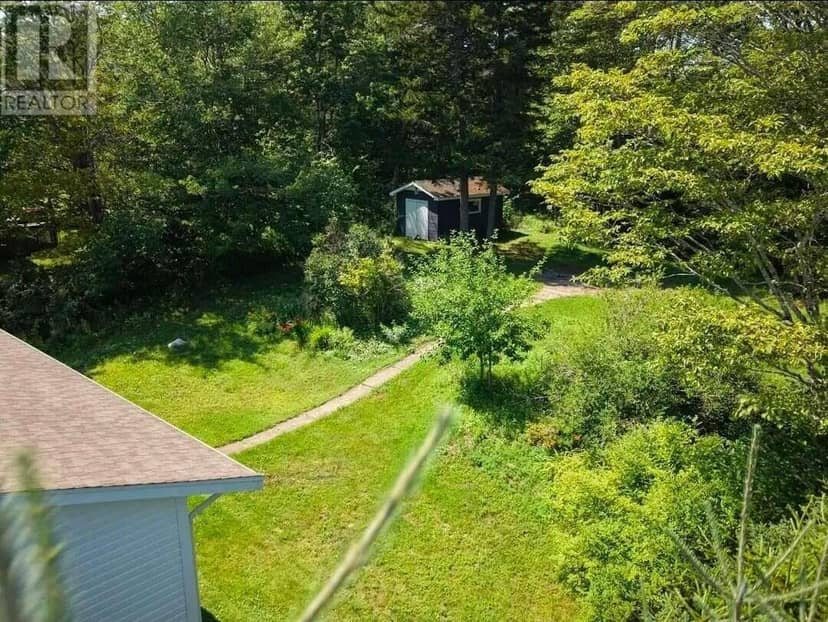 61 Chalamont Drive — photo 4 of 40