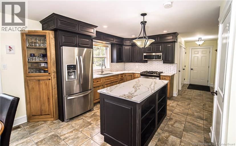 38 Red Maple Court — photo 6 of 40