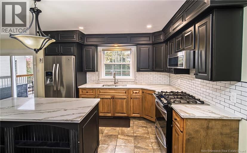 38 Red Maple Court — photo 8 of 40