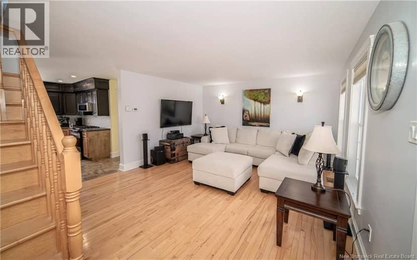 38 Red Maple Court — photo 4 of 40