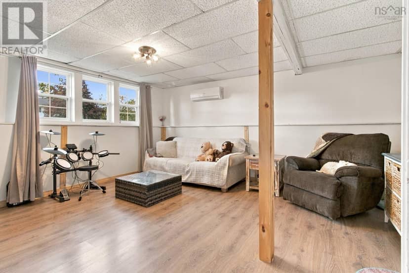 44 St Bernard Street — photo 20 of 40