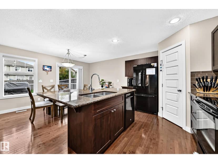 1673 Cunningham Wy SW — photo 39 of 40