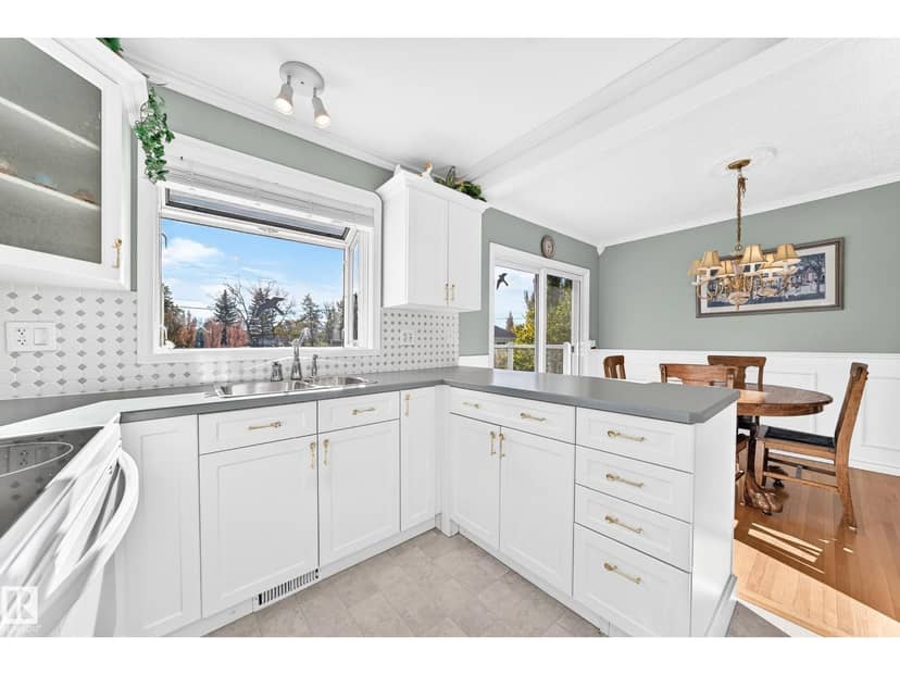13519 123A AV NW — photo 13 of 40