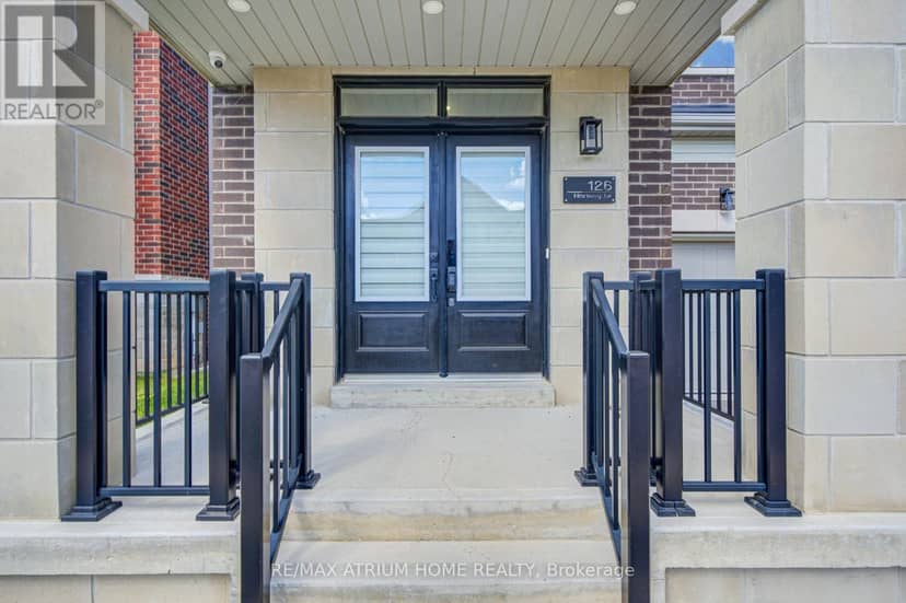 126 Hartney Drive, Richmond Hill, photo 2