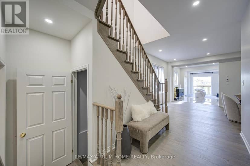 126 Hartney Drive, Richmond Hill, photo 5