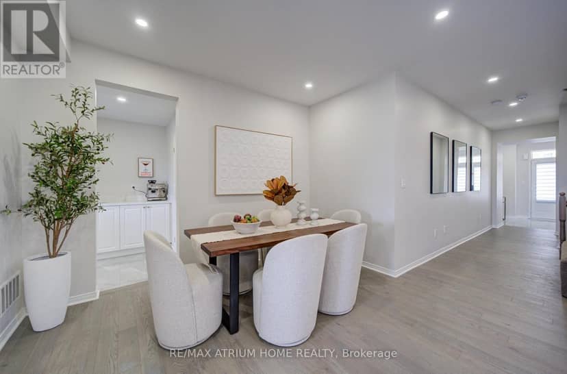 126 Hartney Drive, Richmond Hill, photo 6