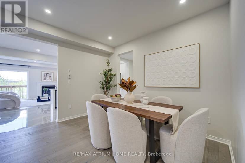 126 Hartney Drive, Richmond Hill, photo 8